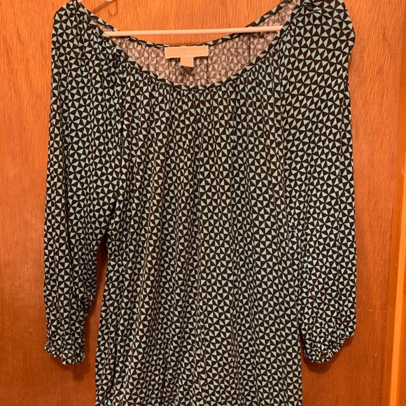 MICHAEL Michael Kors Tops - Michael Kors off The shoulder top